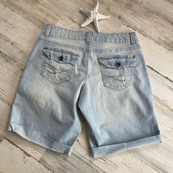 Lei Bermuda Shorts  - Picture 4 of 6